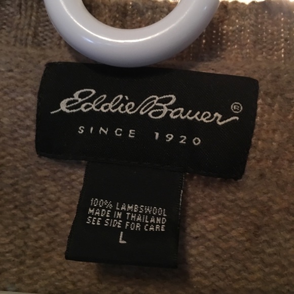 Eddie Bauer tan sweater size L - Picture 2 of 2